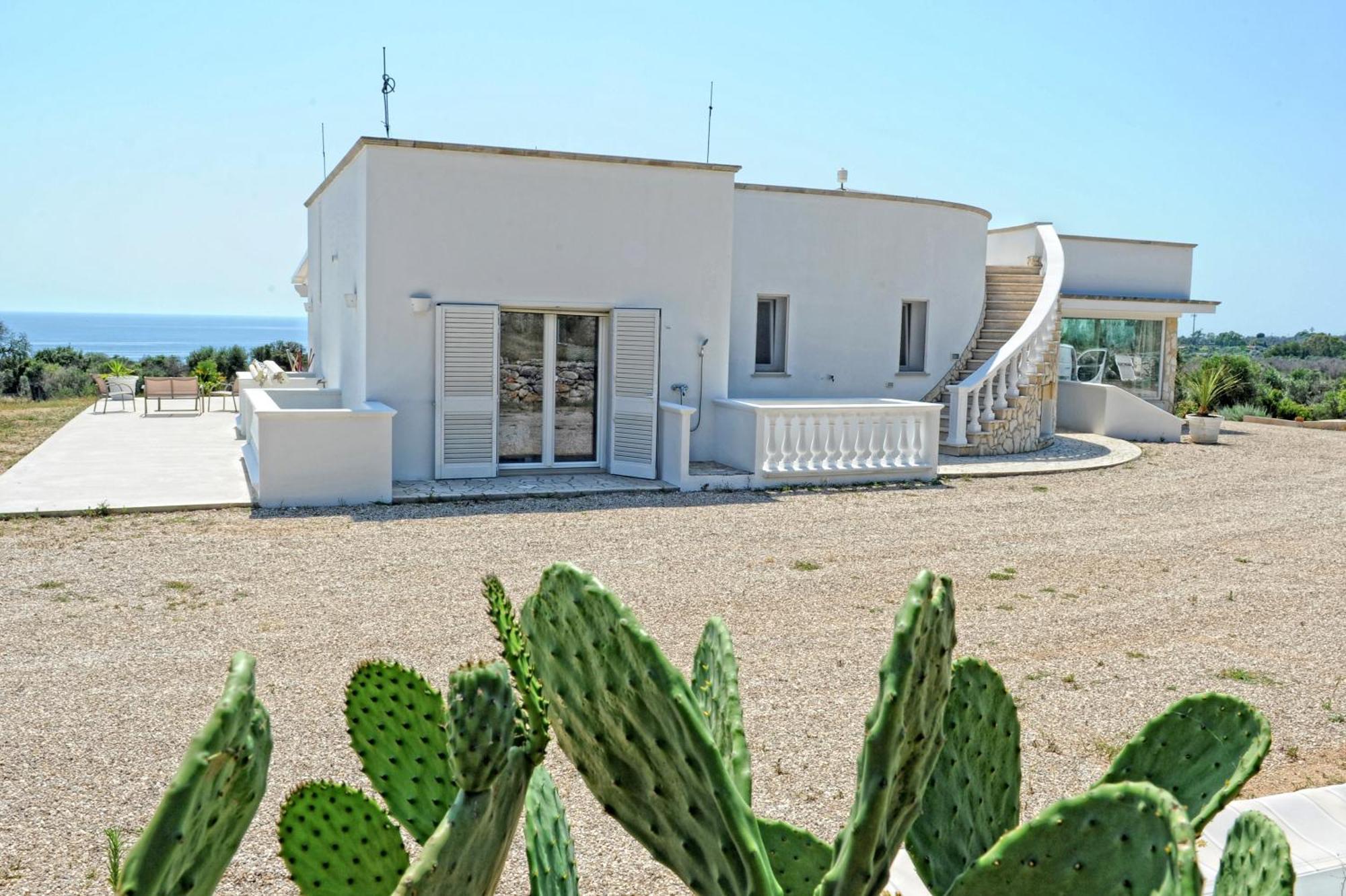 Villa Vanissia 莱乌卡 外观 照片